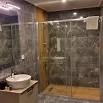 Letstay Panorama ホームステイ